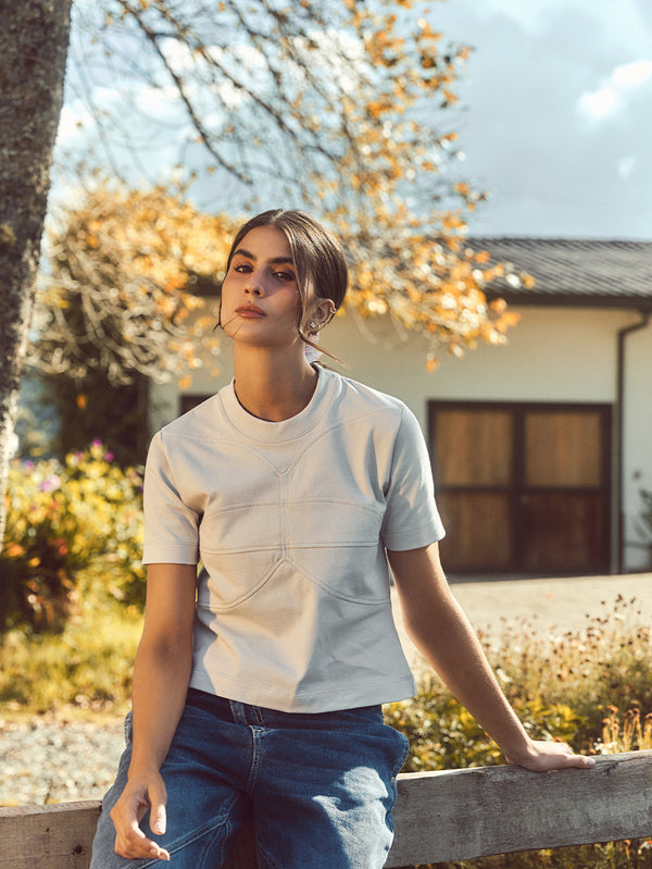 CELĒIT LOGO TEXTURED TEE GREY