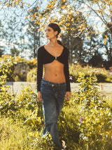 CELĒIT RAGLAN CROP SLEEVE BLACK